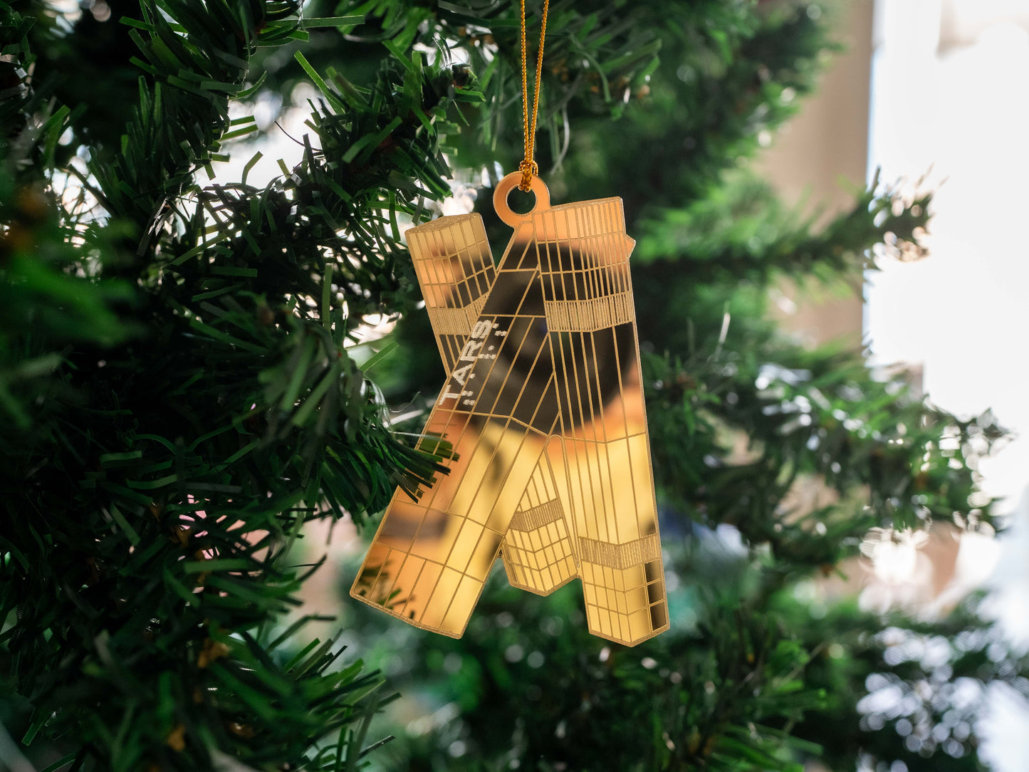 TARS Ornament – Interstellar Inspired Sci-Fi Decor